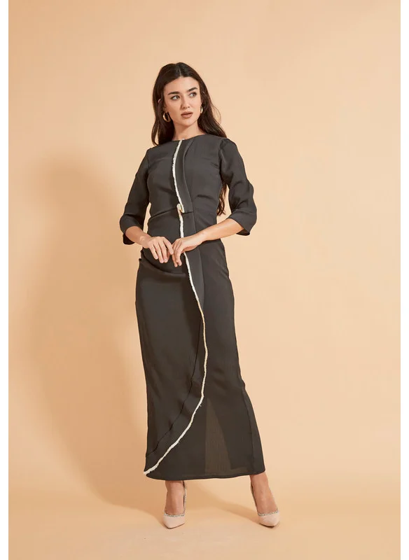 ذوق Asymmetric Contrast Lapel Detail Dress
