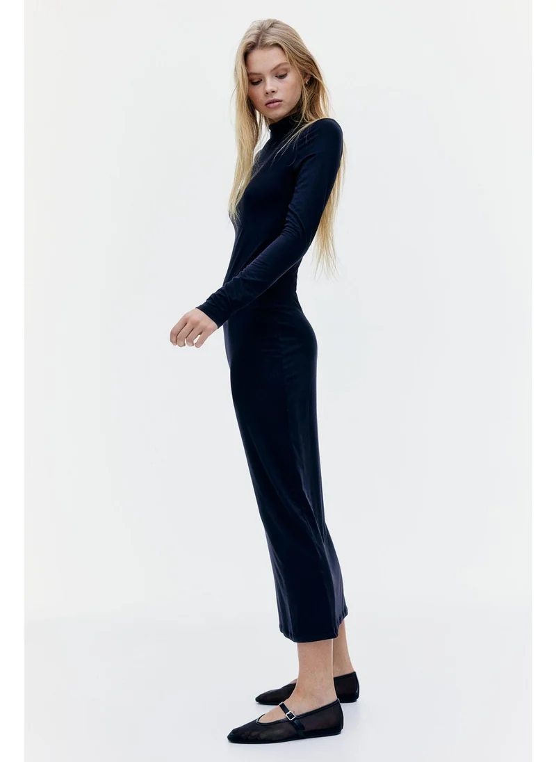 H&M Turtleneck maxi dress