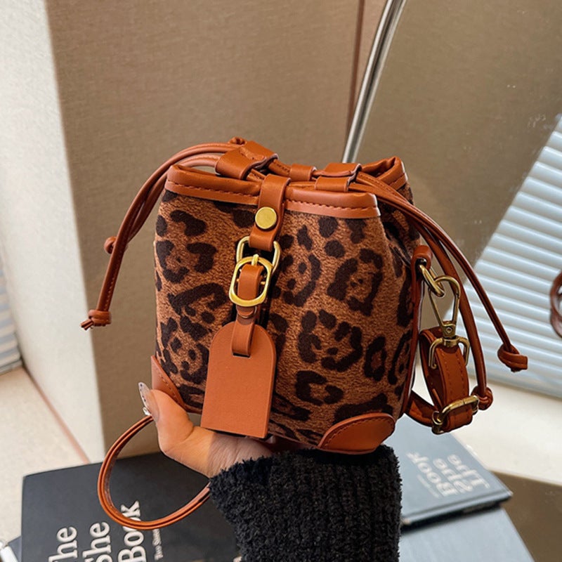 Small Bag Women'S 2024 Winter New All-Match Leopard-Print Crossbody Bag Fashionable Mini Strap Shoulder Bucket Bag - Image 5