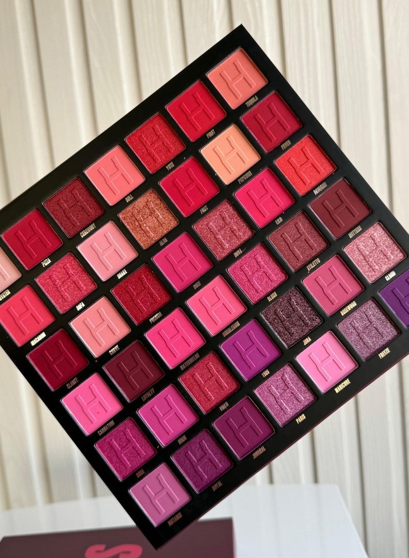 Harmony Multi-Shade Eyeshadow Palette with Pink, Red & Shimmer Tones - Image 3