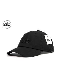 alo wears a cap when he travels