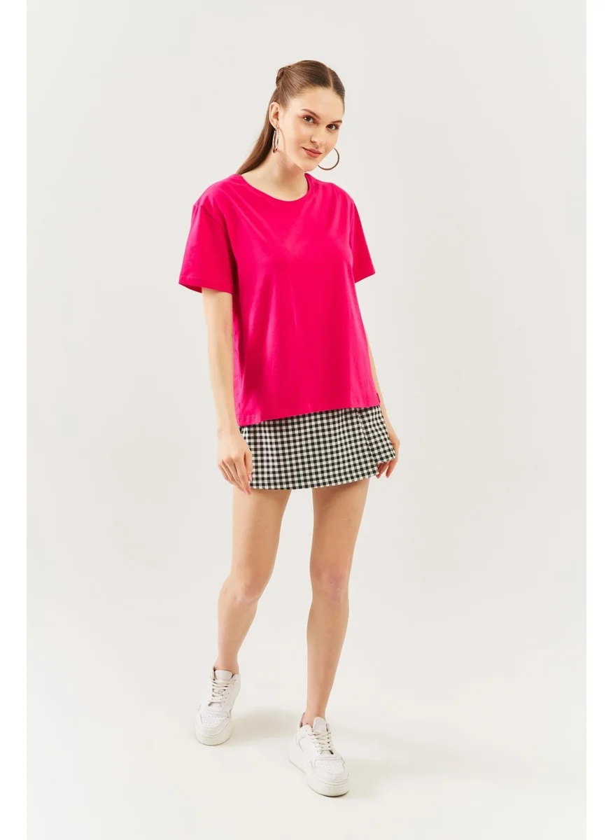 Butikgiz Fuchsia Oversize Comfortable Cotton Combed Crew Neck Short Sleeve Basic T-Shirt
