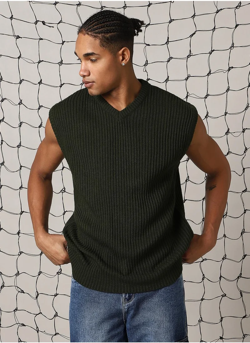 هوبرهولمي Men's Green 100% Acrylic Solid Relaxed Fit Sweater