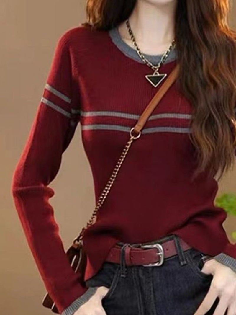 YUNIQEE سويت شيرت ماروني بتصميم ذاتي بياقة دائرية - Image 2