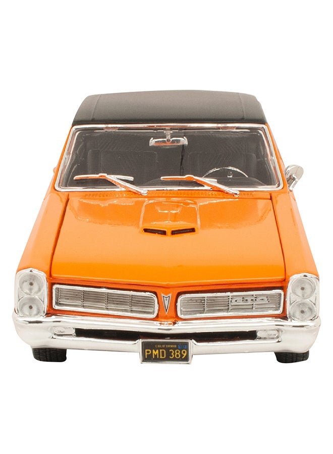 Maisto Pontiac 1965 - Image 1