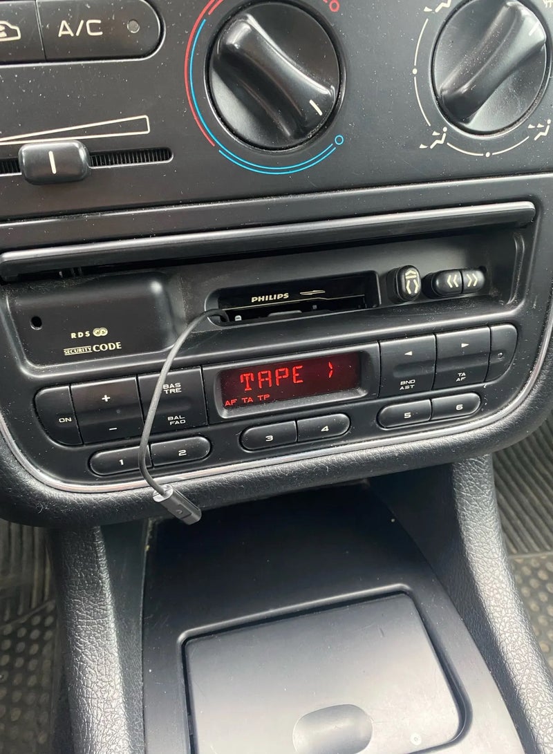 Bluetooth cassette adapter  - Image 4