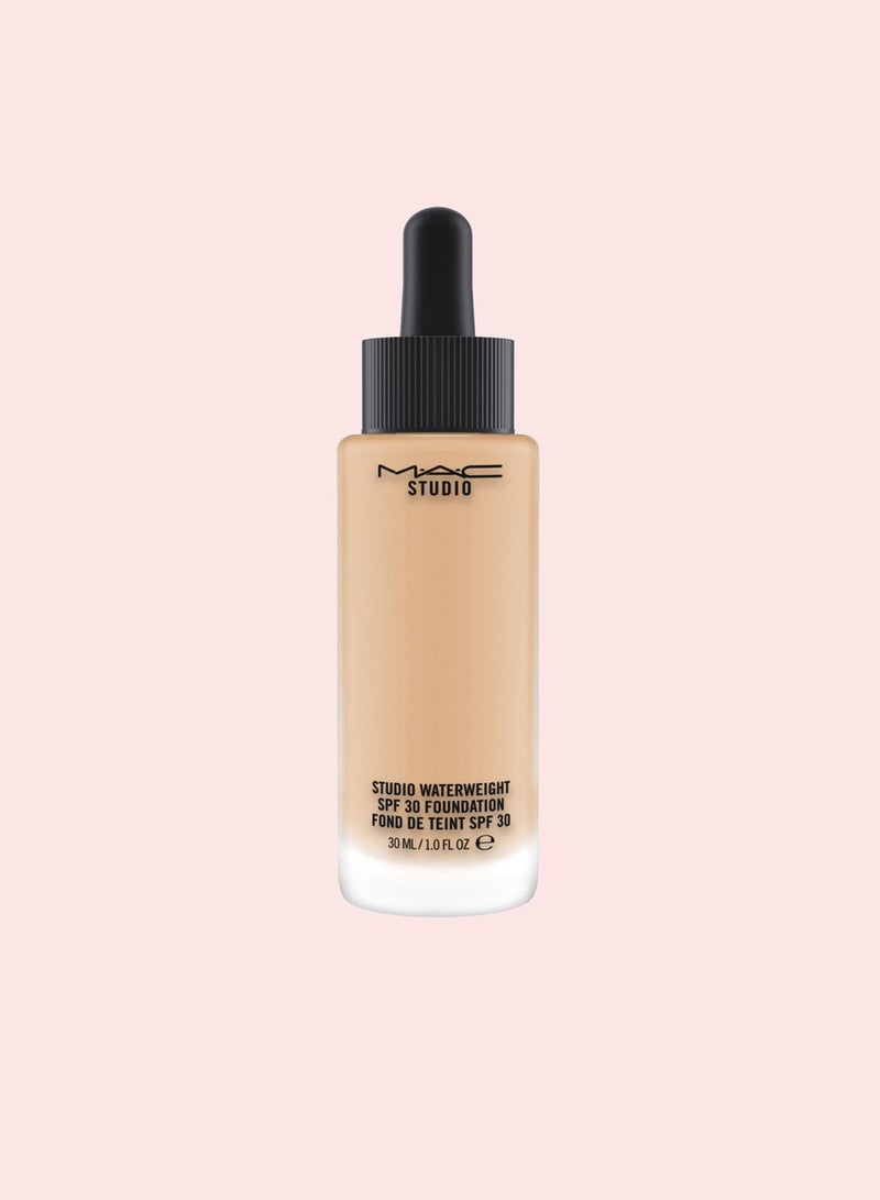 MAC Cosmetics Studio Waterweight SPF 30 Foundation - NC30 - Image 1