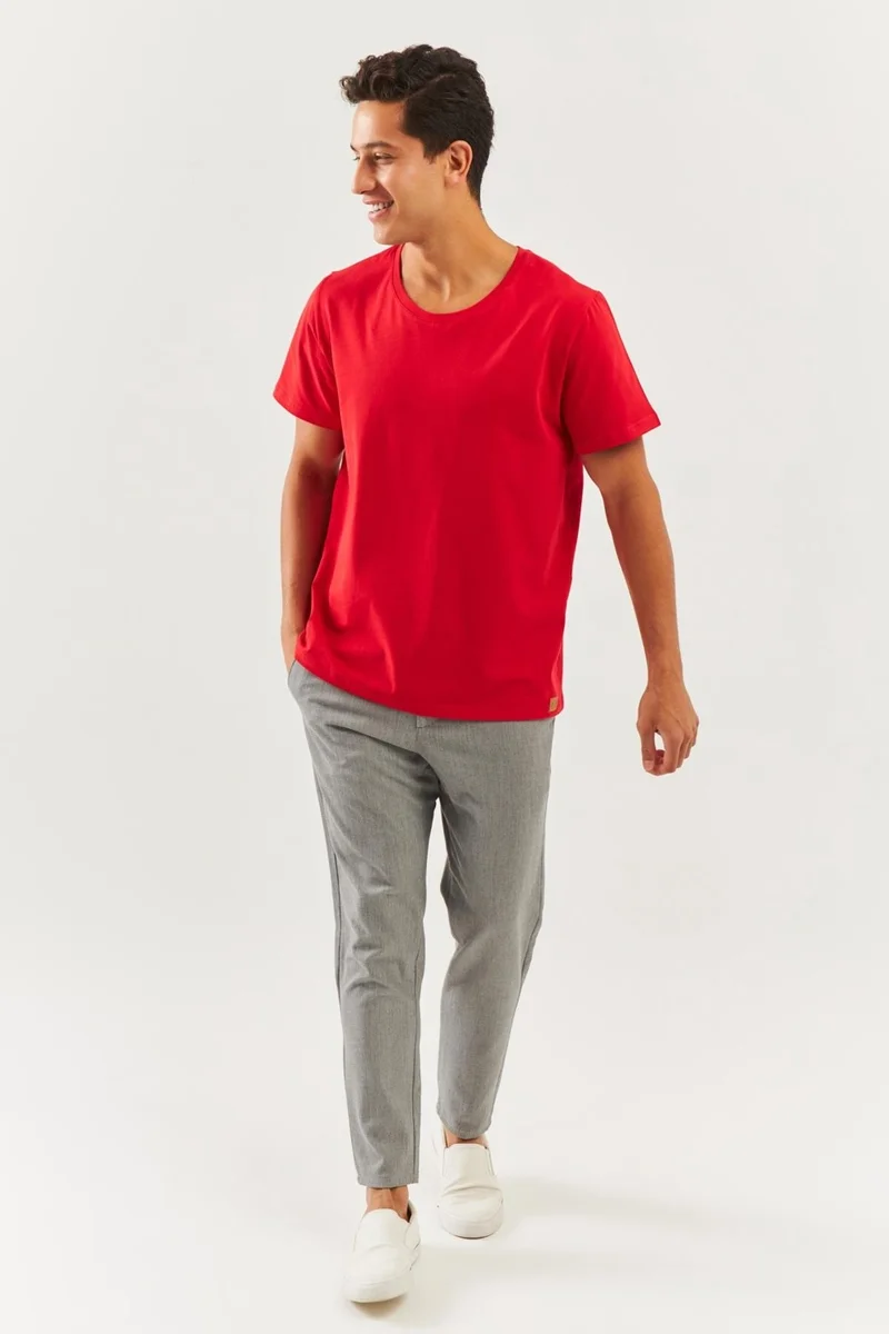 بوتيكجيز Red Oversize Comfortable Cotton Combed Crew Neck Short Sleeve Basic T-Shirt Classic Collection