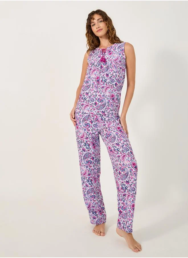 Styli AOP VISCOSE PAISLEY TIE FRONT GATHER DETAIL VEST and PJ SET