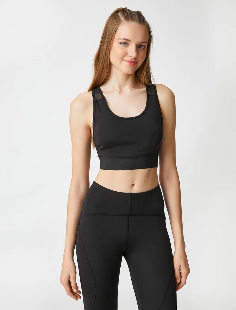 KOTON Sports Bra with Phone and Card Pocket Detail