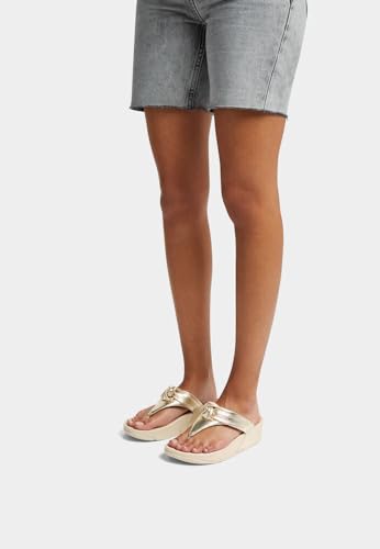FitFlop Women's Lulu Padded-Knot Metallic-Leather Toe-Post Sandals Wedge, Platino, 8 - Image 2