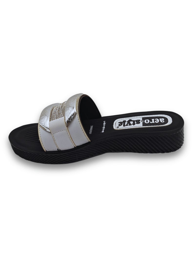 aerosoft Aerostyle Women’s Slippers SPL1037 White  - Image 3