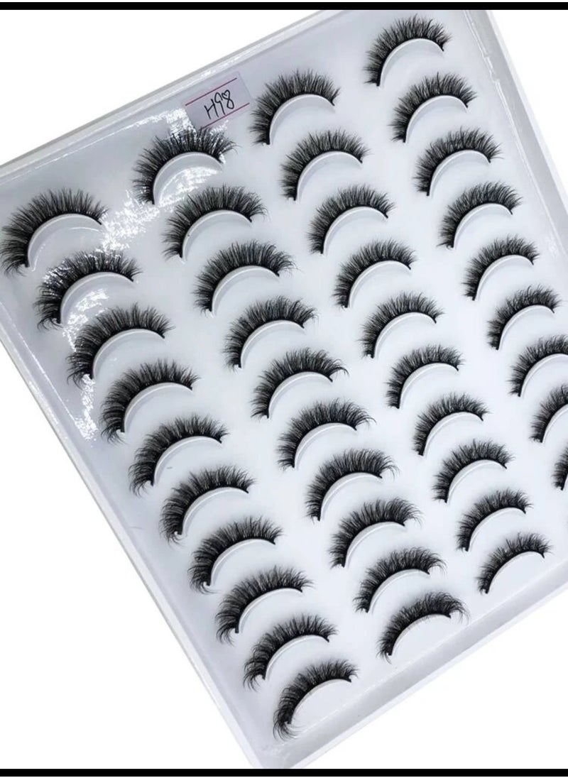 Shein - A pair of luxurious, fluffy faux fur eyelashes with a natural look - Image 1