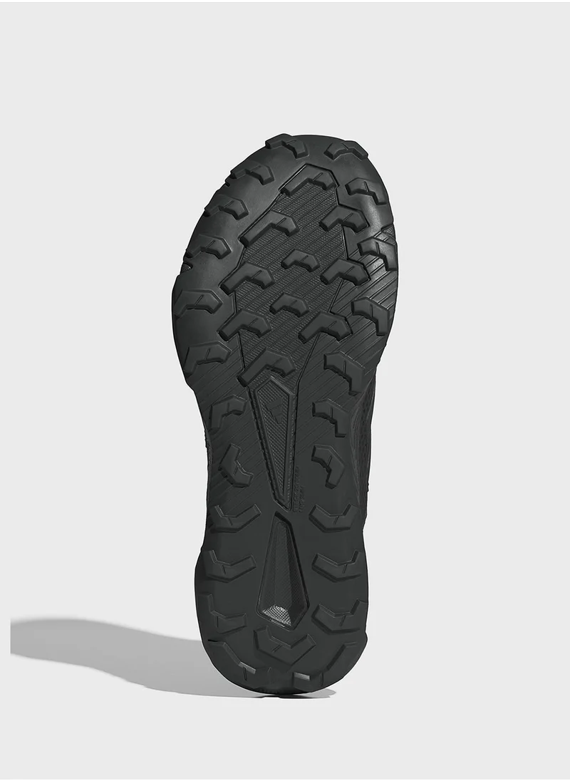 adidas Tracefinder