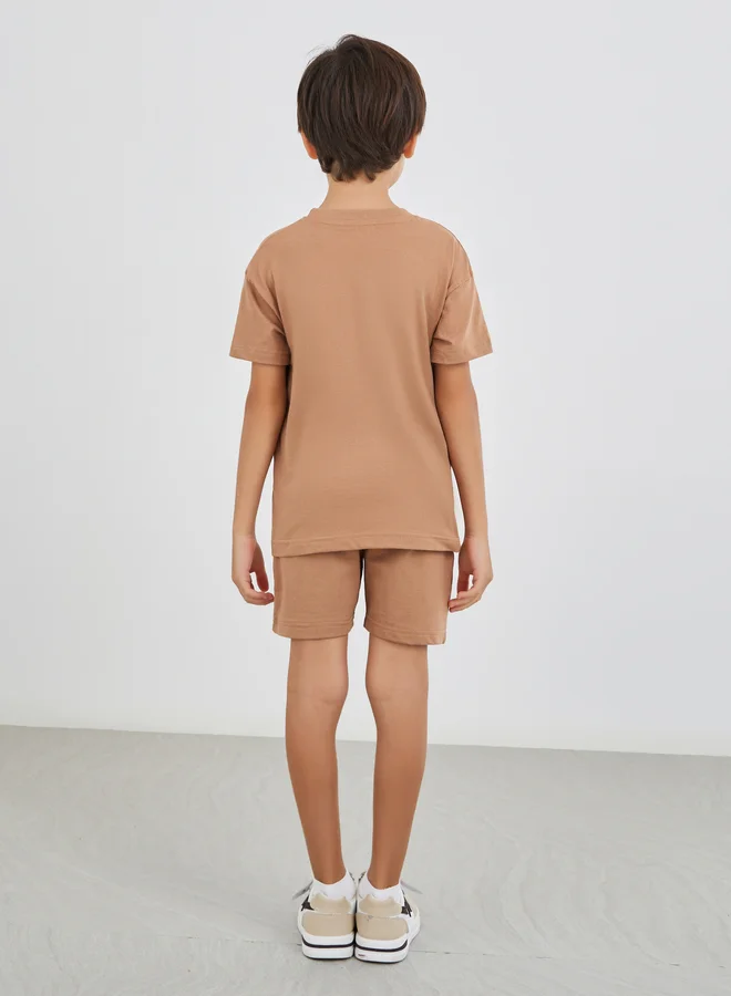 Styli Styli Slogan Print Round Neck T-Shirt and Shorts Set