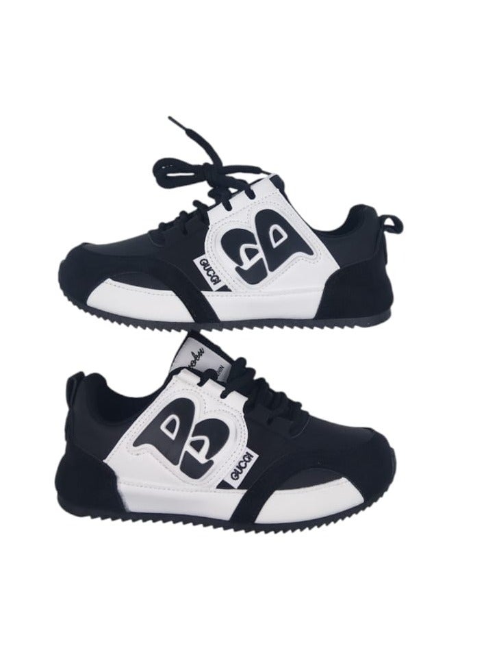 Stylish  women shoes in white and black color  - Image 3