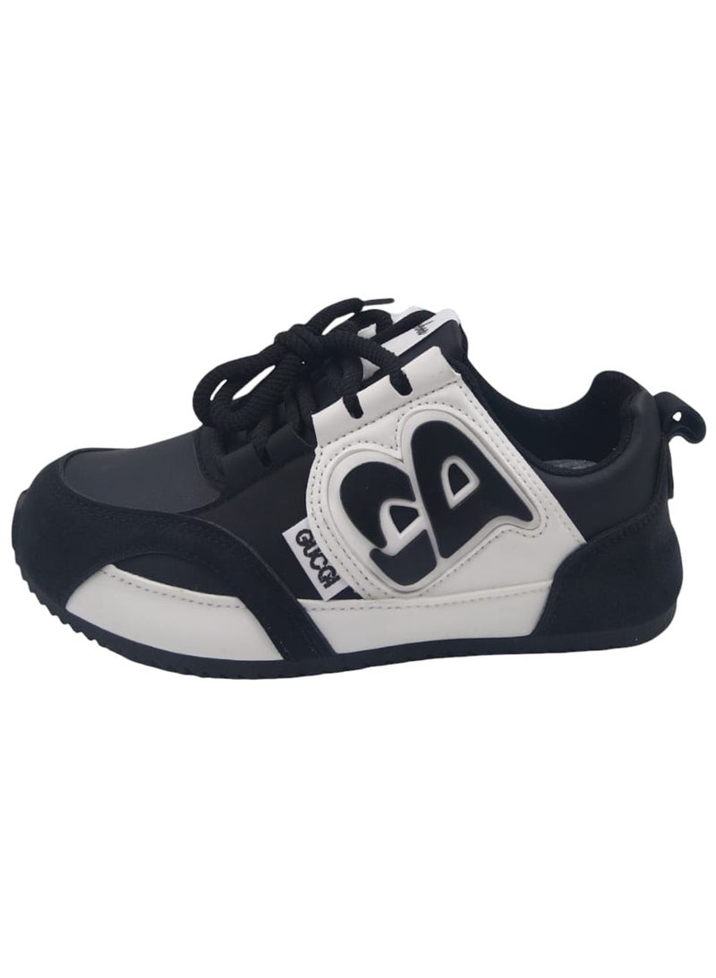 Stylish  women shoes in white and black color  - Image 2