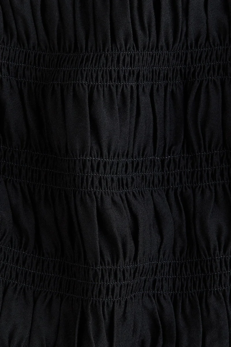 H&M MAMA Smocked nursing top