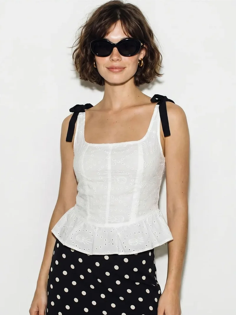 بيانكو لوتشي LUCCI Embroidered Square-Neck Corset Top