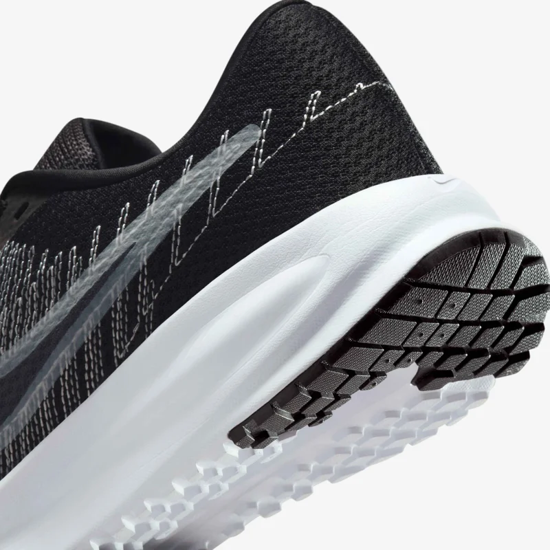 Nike Black Women's Run Defy Road Running Shoes for Women | Best Price UAE