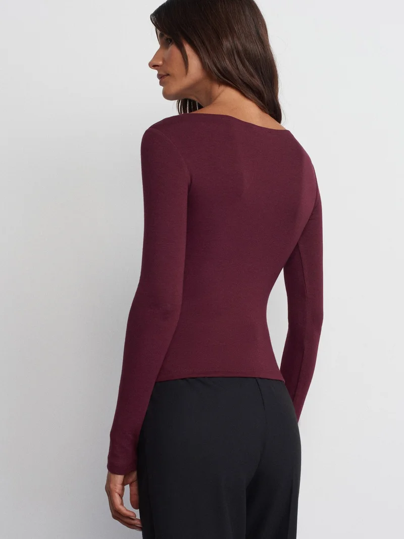 ديلفين 31332 Boat Neck Long Sleeve Top-Burgundy