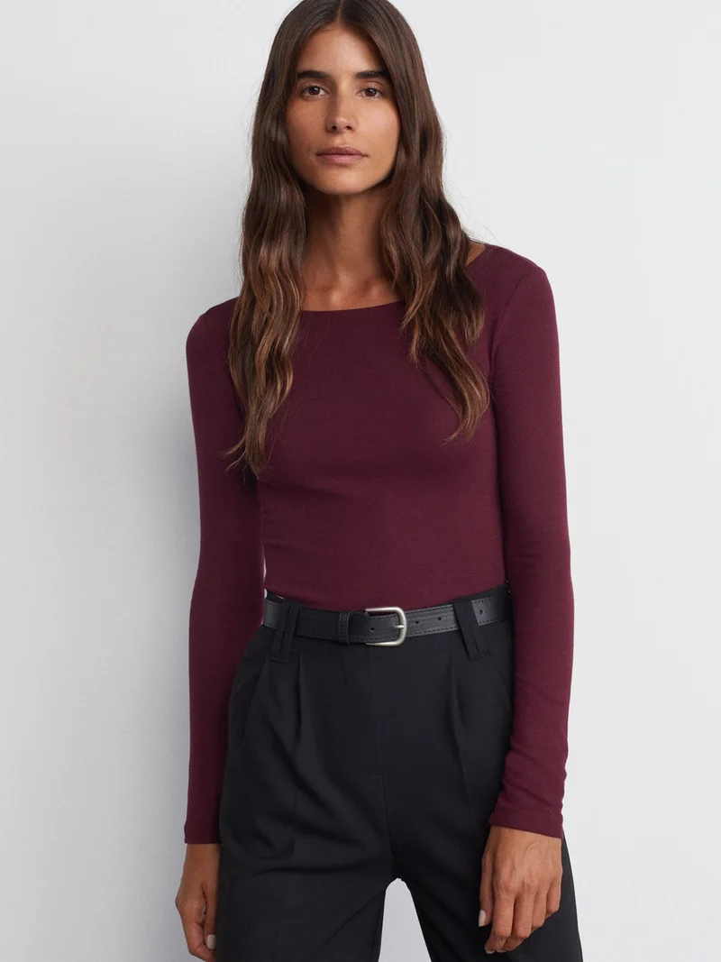 ديلفين 31332 Boat Neck Long Sleeve Top-Burgundy