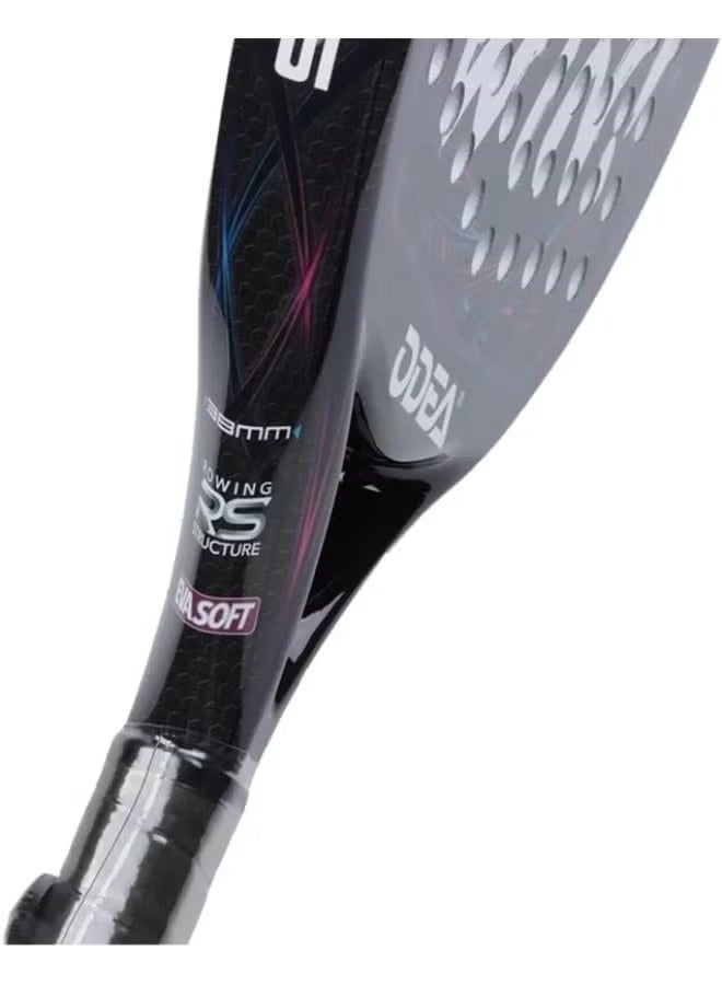 أوديا مضرب بادل أوديا كروس برو سيريز 18K من الكربون مع قلب ناعم EVA - Image 3