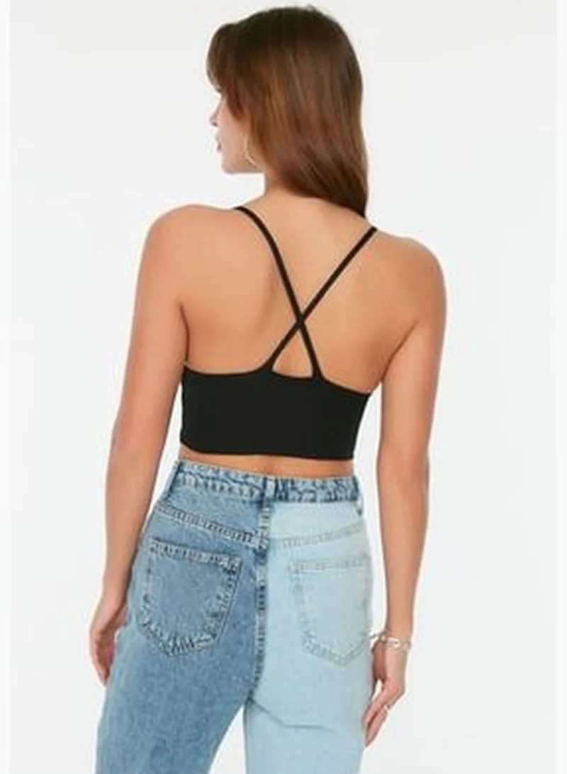 trendyol Black Super Crop Knitwear Blouse with Back Detail TWOSS22BZ0760