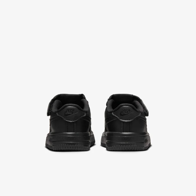Nike Kids' Force 1 Low EasyOn Shoes