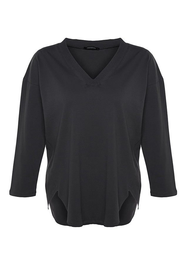 trendyol - Anthracite Premium V-Neck Cotton Regular/Normal Fit Knitted Knitted T-Shirt TWOAW24TS00005 - Image 1