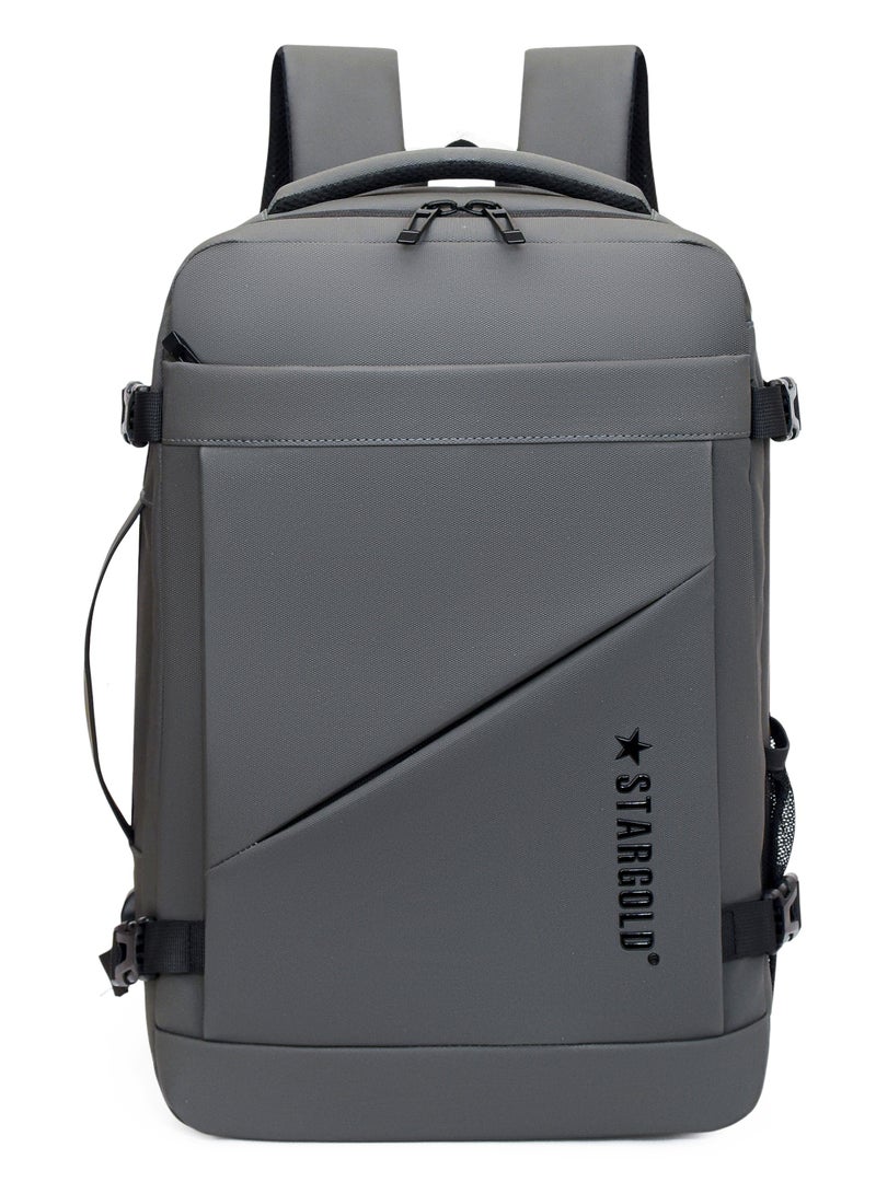 ستارجولد حقيبة ظهر مقاس 18 بوصة مع جيب أمامي ومنفذ شحن USB وتصميم قابل للتوسيع وجيب شبكي جانبي وأربعة مشابك للسفر - Image 1