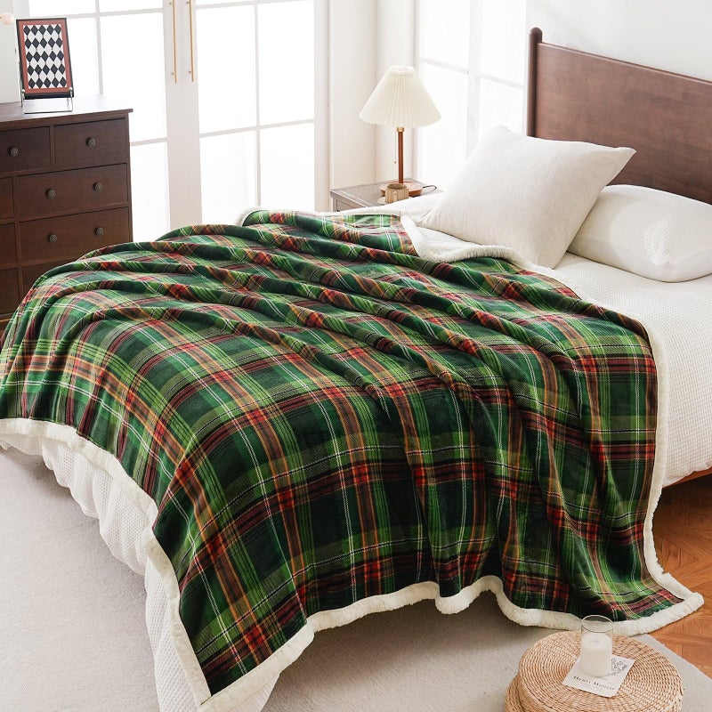 Pu Mei Sherpa Fleece Throw Blanket 80"" X 90"" Reversible Plush Fluffy Large Big Blanket Lattice Flannel Blankets For All Season Use  Chrismas Green - Image 2