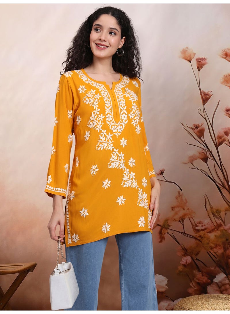 الايا كرتي مطرزة يدوياً من رايون شيكانكاري للنساء - Image 1