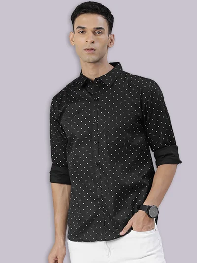 Joven Black Printed Cotton Casual Shirt for Men