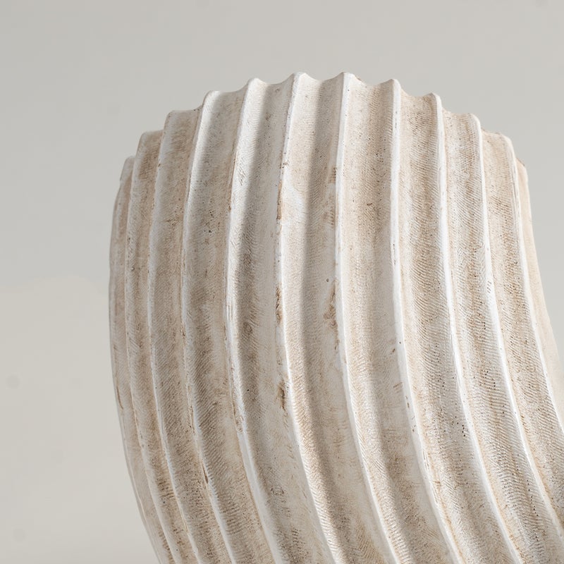 Homez resin ripple sculpture, off white 41.3*29.5*26.5cm - Image 3