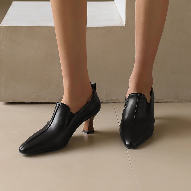 Style Spring 2024 Fashion Pointed 32-50 Super Plus Size Middle-Heel Solid Color Women'S Loose Band Shoes - Image 5