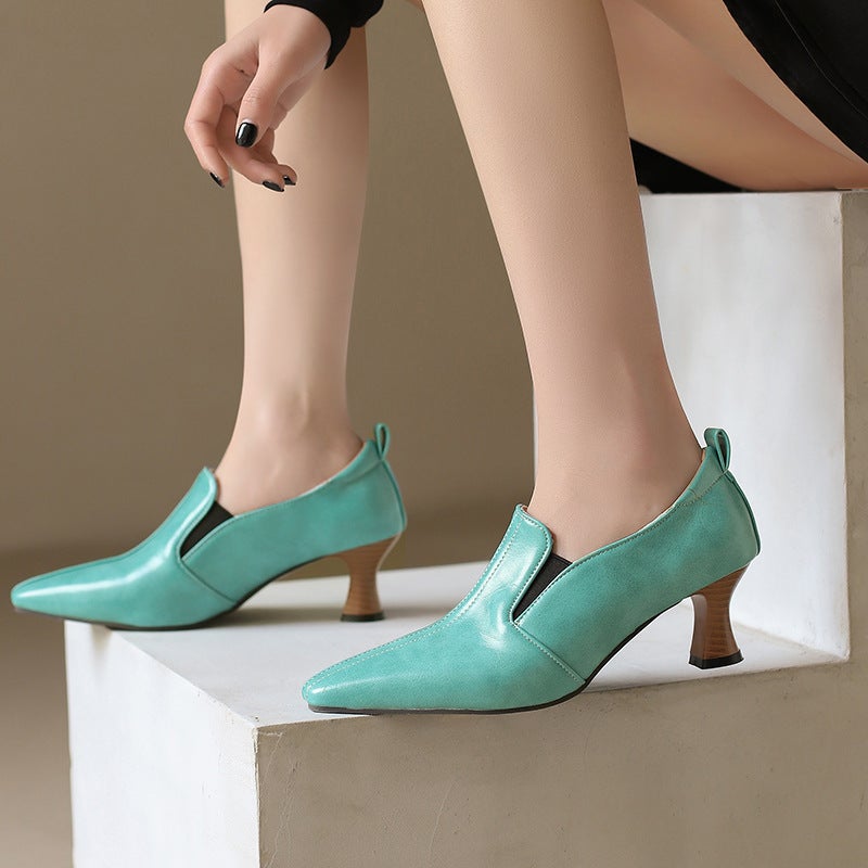 Style Spring 2024 Fashion Pointed 32-50 Super Plus Size Middle-Heel Solid Color Women'S Loose Band Shoes - Image 2