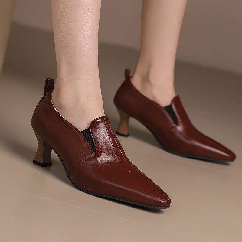 Style Spring 2024 Fashion Pointed 32-50 Super Plus Size Middle-Heel Solid Color Women'S Loose Band Shoes - Image 4