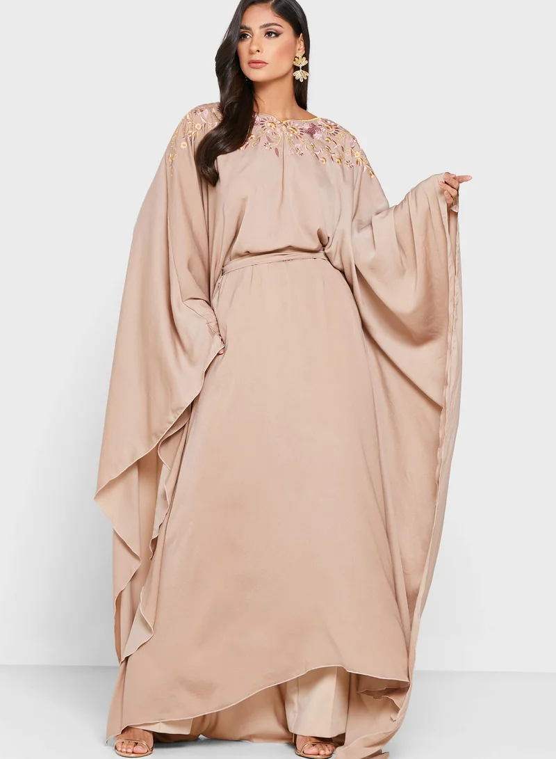 hayas closet Embroidered Jalabiya