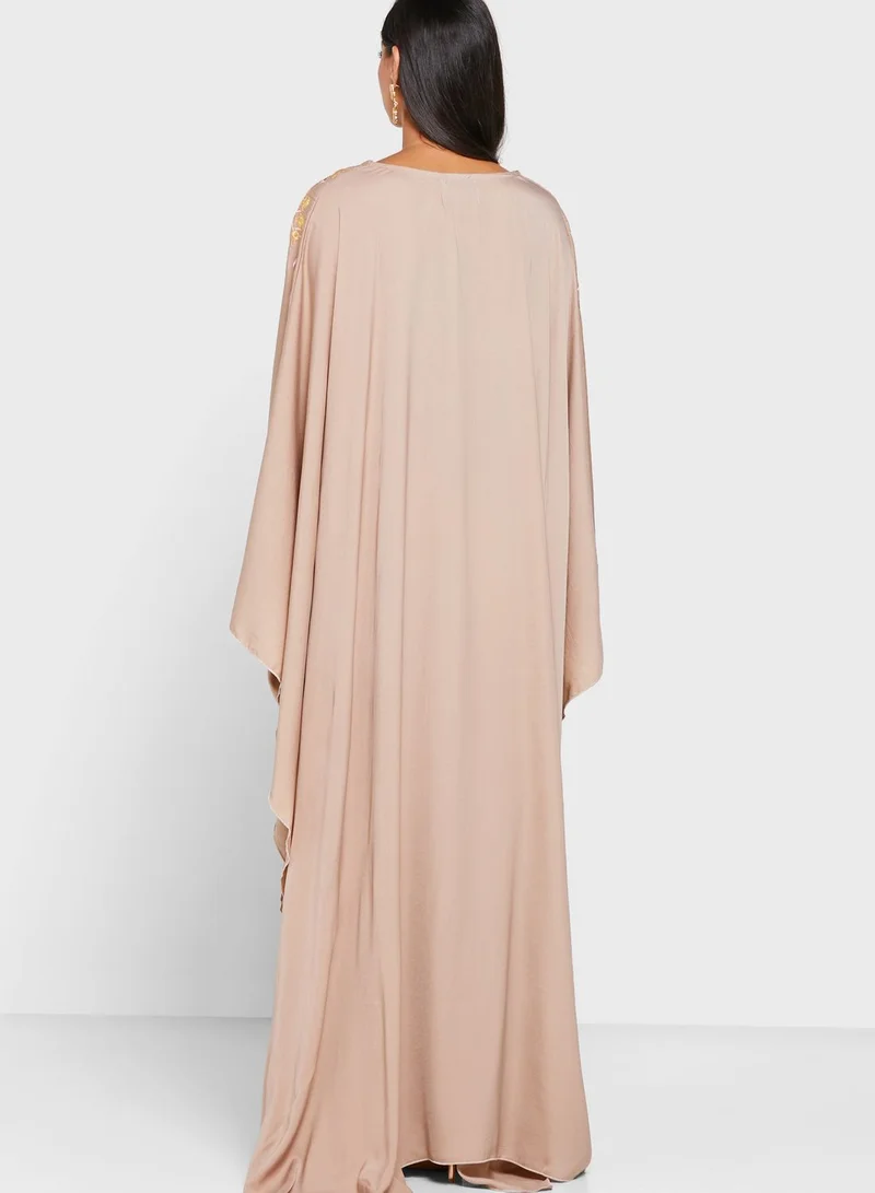 hayas closet Embroidered Jalabiya