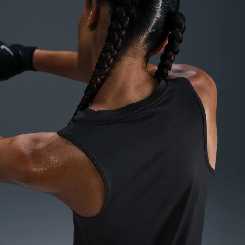 نايكي تيشيرت بلا أكمام للتمرين ون كلاسيك دراي-فت للنساء