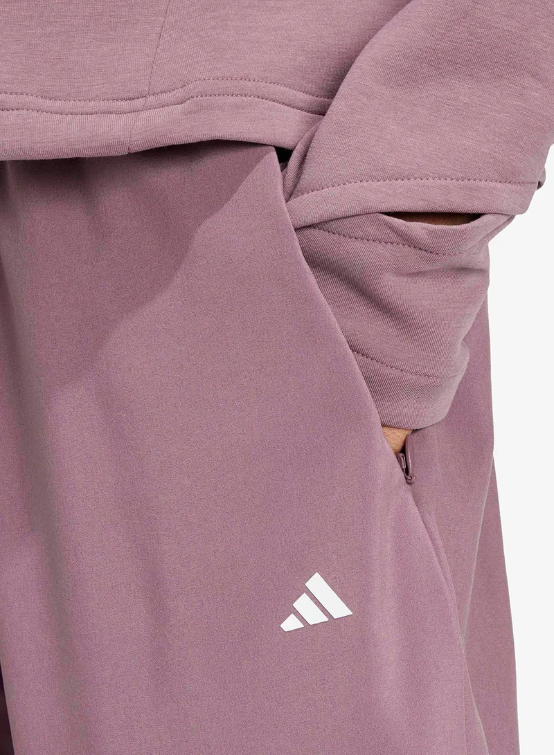 اديداس سروال رياضي بشعار أساسي