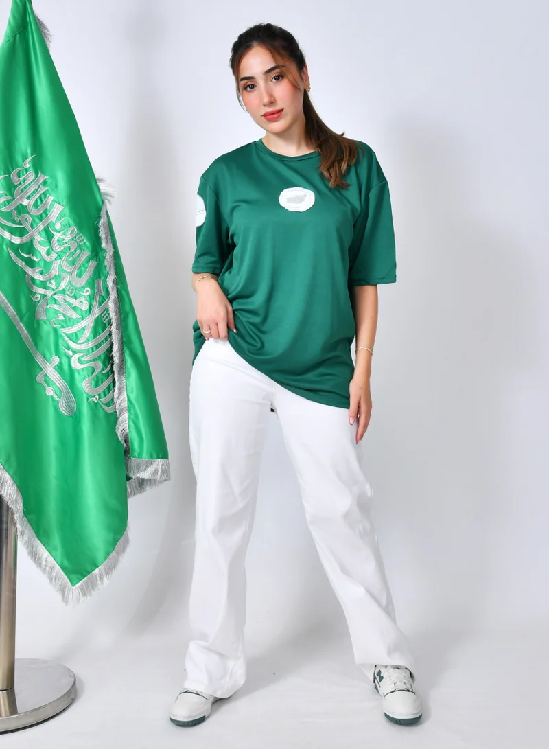HAWRAA ABAYA Green T-shirt with an embroidered map of the Kingdom logo and the Saudi logo on the sleeves