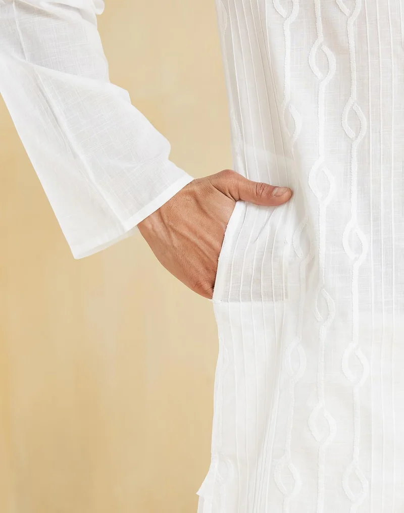Fabindia White Cotton Chikankari Slim Fit Long Kurta