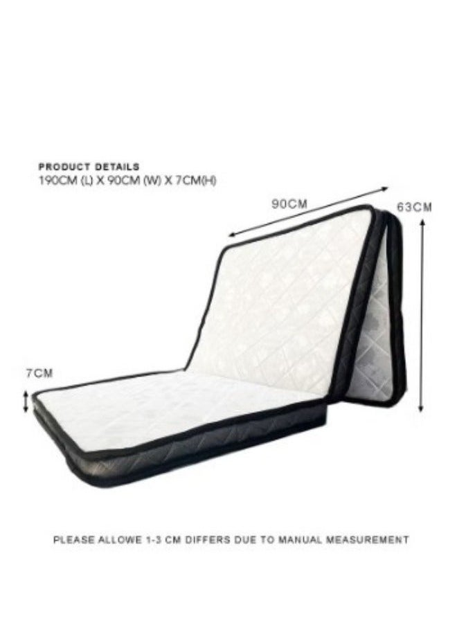 Single mattress with high-density foam feel - ultimate comfort in a 3-way foldable design  - Image 2