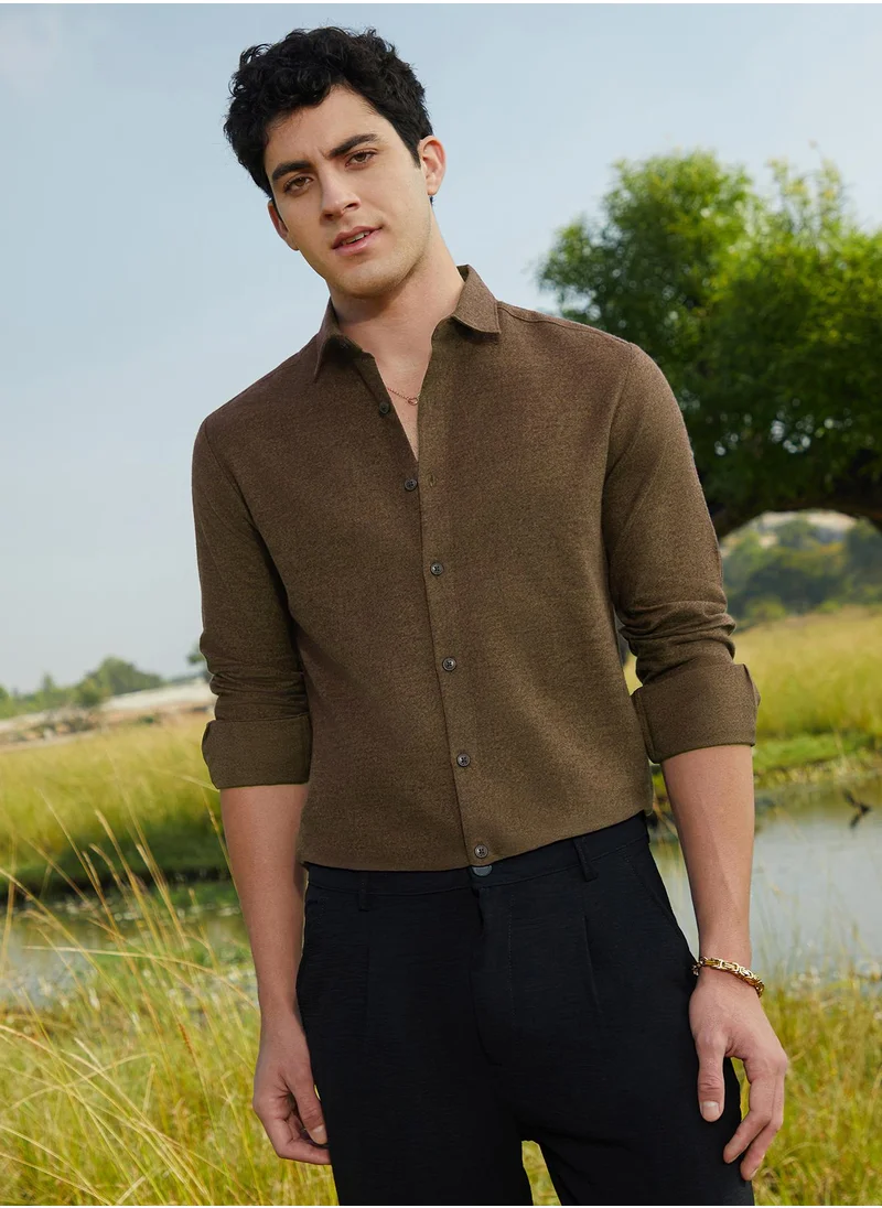 كامبوس سوترا Men's Daisy White Solid Regular Shirt