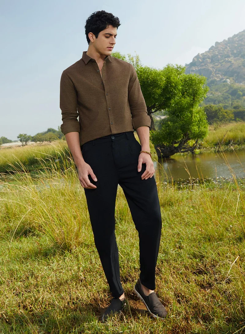 كامبوس سوترا Men's Daisy White Solid Regular Shirt
