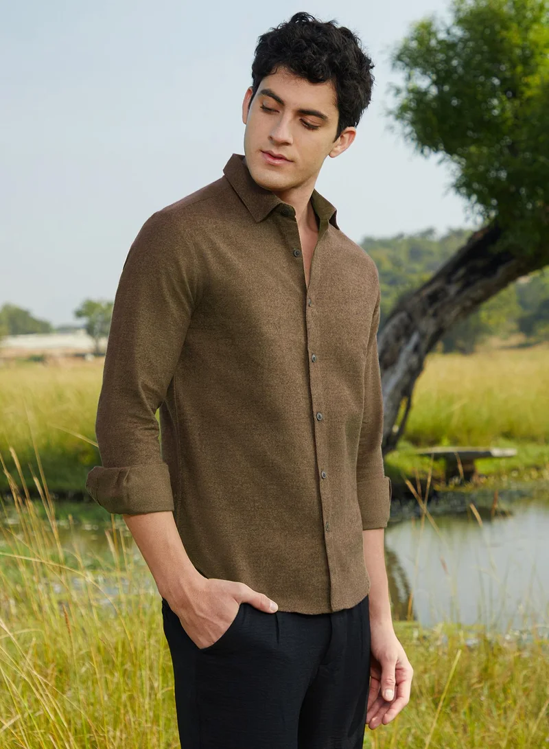 كامبوس سوترا Men's Daisy White Solid Regular Shirt