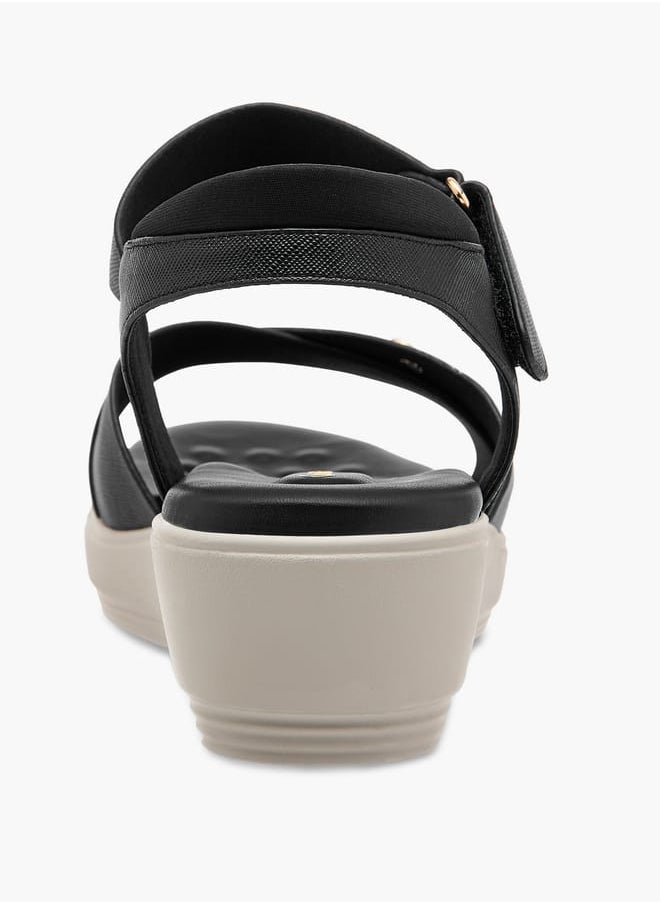 Le Confort Women Textured Cross Strap Sandals with Hook and Loop Closure  - Image 4