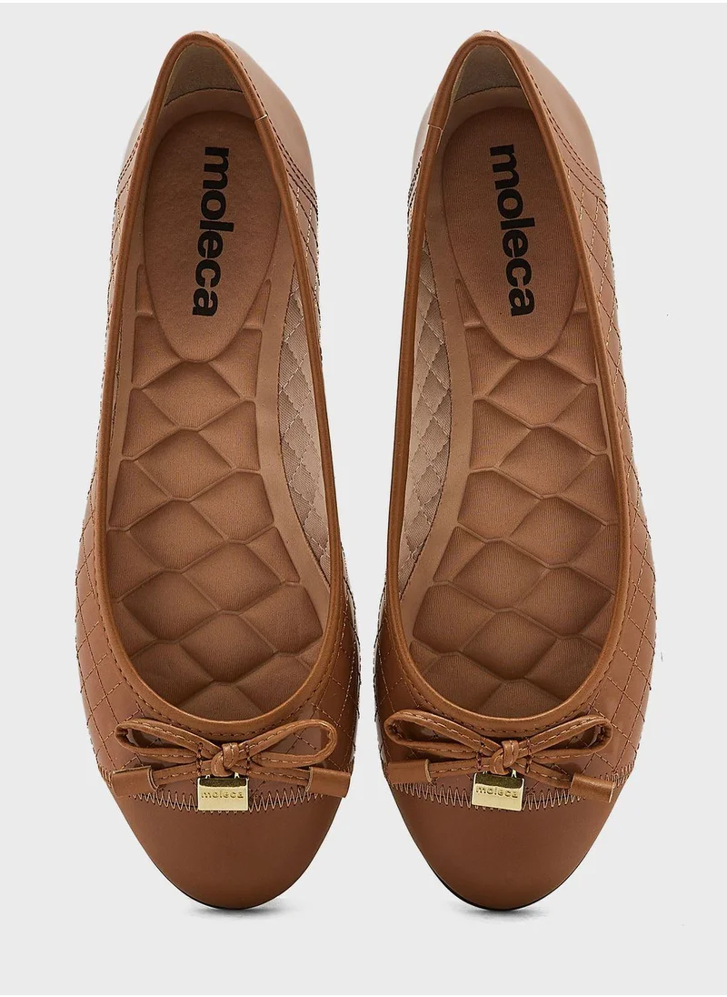 MOLECA Remington Close Toe Ballerinas